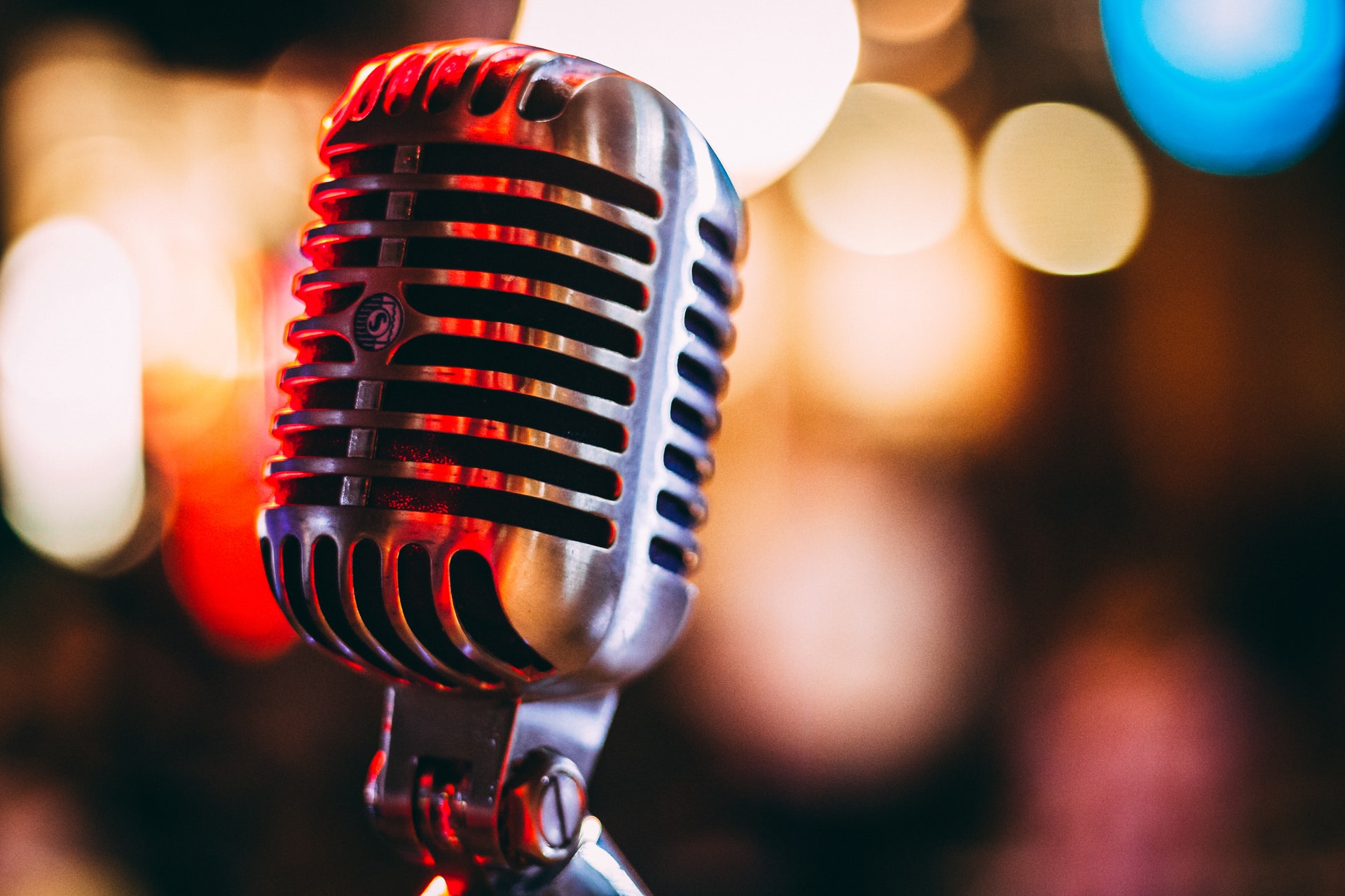 hero image – podcast Microphone: Workplace Bullying Podcast